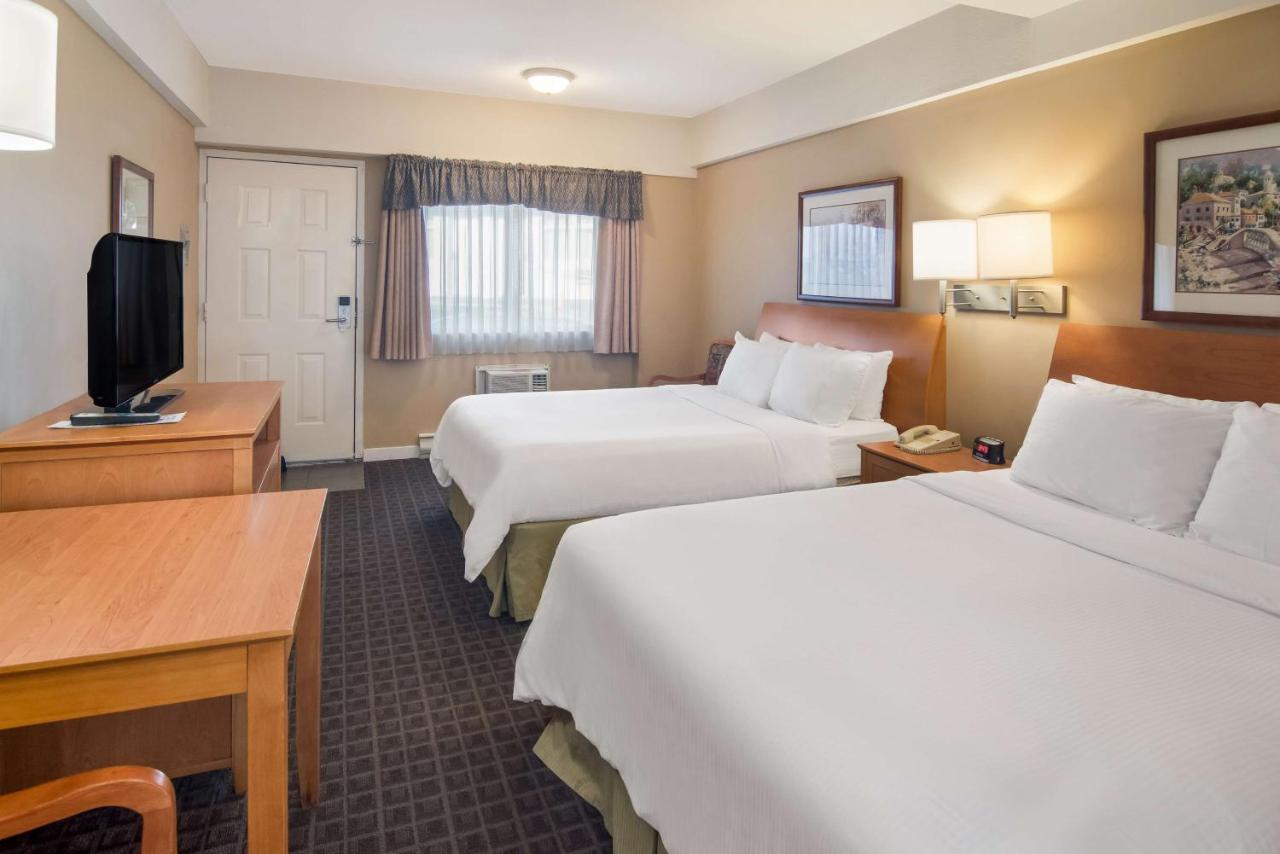 SureStay Hotel by Best Western North Vancouver Capilano Extérieur photo